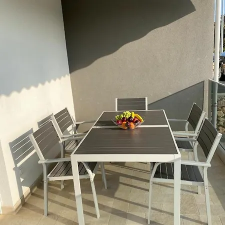 Amazing 1 Apartment *